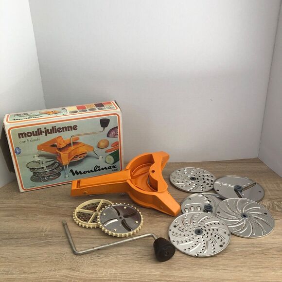 Vintage Moulinex Moulin-Julienne Food Processor Five Interchangeable Blades - Picture 6 of 8